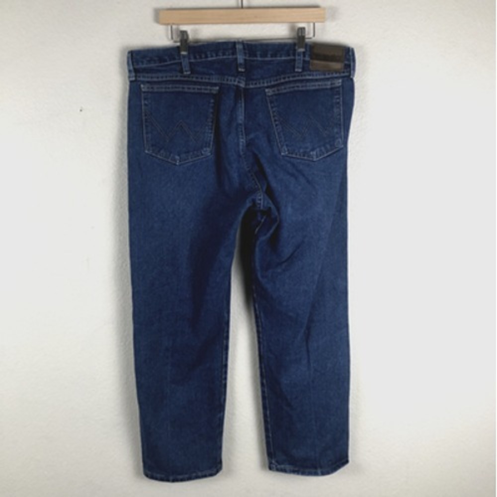 Wrangler Rugged Wear Jeans Mens‎ 38x29 Blue 5 Pocket Relaxed Fit Denim